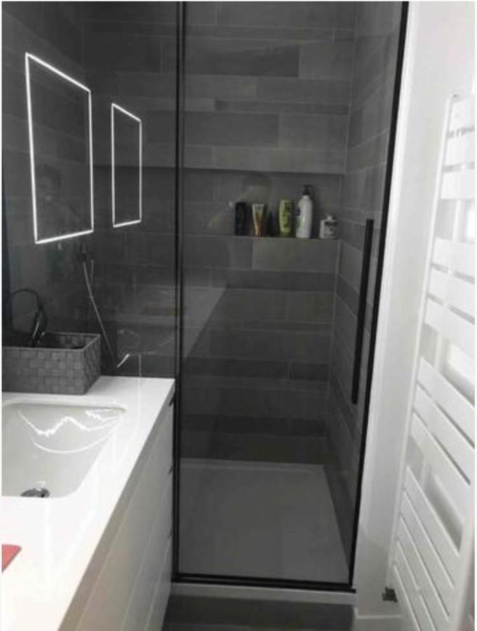 Appartement Bastille - Clair Et Idealement Situe Paris Exterior photo